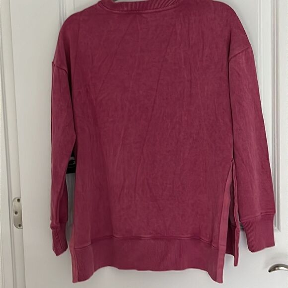 90 Degree by reflex Festival Fuscia Sweatshirt Side Slits - Picture 4 of 6